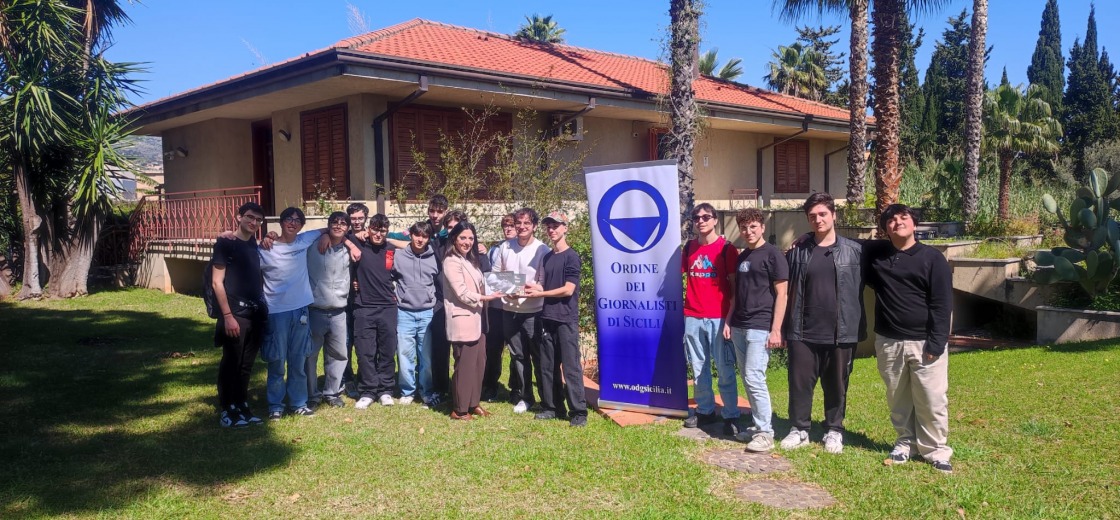 Vittorio Emanuele III, studenti in visita nella sede dell'Ordine